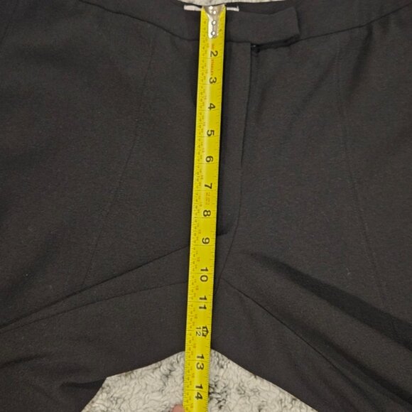 Nanette Lepore SZ 10 Black Capri Hi Lo Ruffled Hem Button Zip Closure No Pockets - Picture 8 of 11